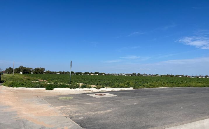 Pictures of Land property located at 3507 E. 19th Street, Lubbock, TX 33920 for sales - image #1