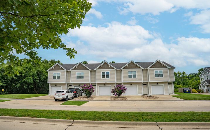 Pictures of Multifamily property located at 2020 Walden Blvd, Cape Girardeau, MO 63701 for sales - image #1