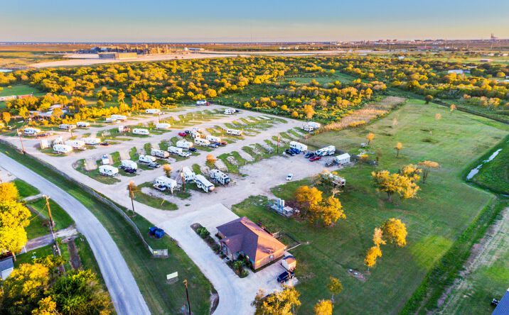 Pictures of Multifamily, Mobile Home Park property located at 2433 Duncan Drive, Freeport, TX 77541 for sales - image #1