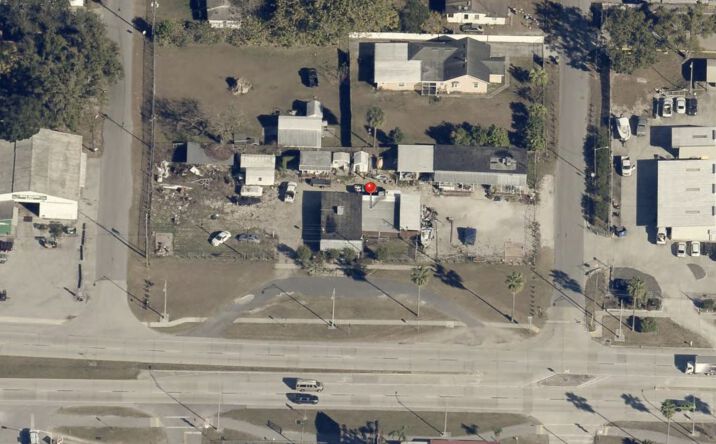 Pictures of Industrial, Retail property located at 1701 W Memorial Blvd, Lakeland, FL 33815 for sales - image #1