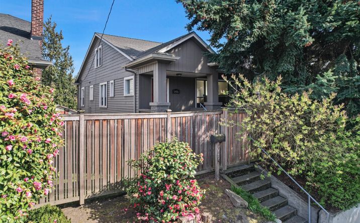 Pictures of Multifamily property located at 5016 SEVENTH AVE NE, SEATTLE, WA 98105-3601 for sales - image #1