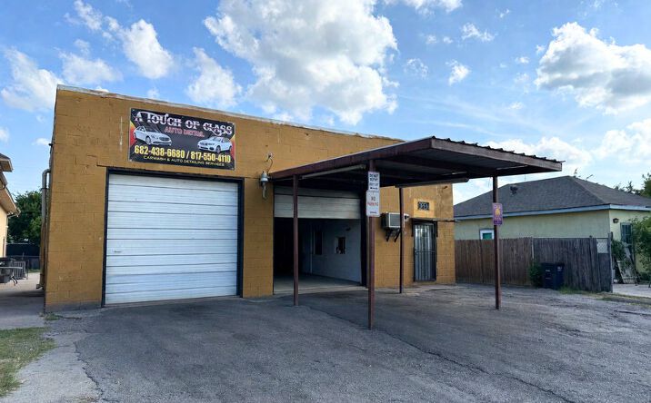 Pictures of Retail property located at 5705 Wellesley Ave., Fort Worth, TX 76107 for sales - image #1