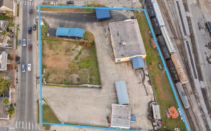Pictures of Land property located at 5500 Tchoupitoulas Street, New Orleans, LA 70115 for sales - image #1