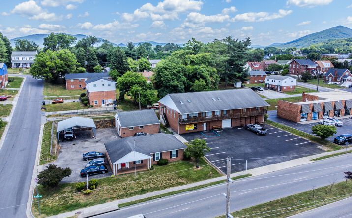 Pictures of Mixed Use, Office, Retail property located at 310 W. Virginia Ave, Vinton, VA 24179, 330 W. Virginia Ave, Vinton, VA 24179, 516 4th Street, Vinton, VA 24179 for sales - image #1