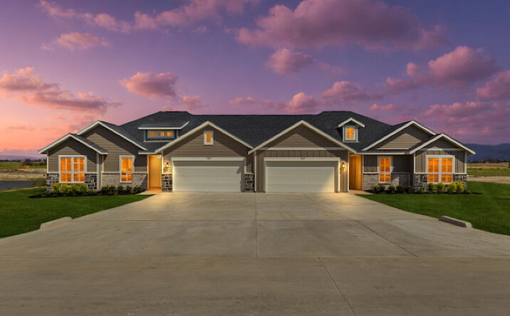 Pictures of Multifamily property located at 4059 Clovis Street, Midlothian, TX 76065 for sales - image #1