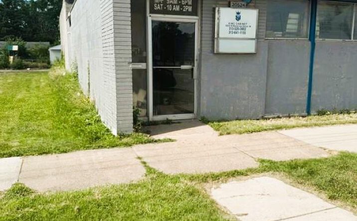 Pictures of Mixed Use property located at 20524 W Warren Avenue, Detroit, MI 48228 for sales - image #1
