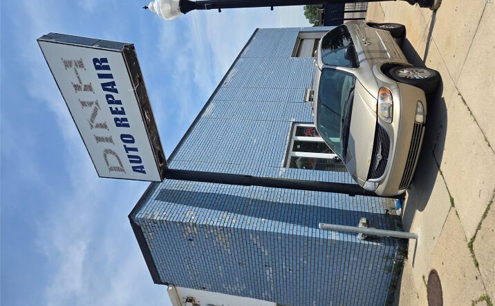 Pictures of Business for Sale, Retail property located at 1018 W 9 Mile Road, Ferndale, MI 48220 for sales - image #1