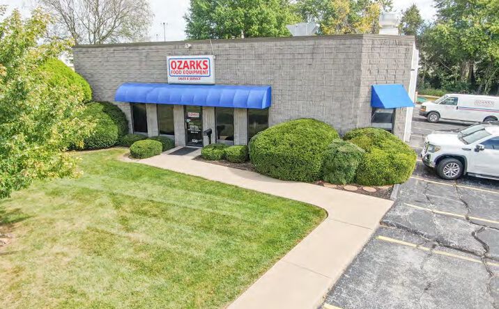 Pictures of Industrial property located at 630 N Prince Ln, Springfield, MO 65802 for comps - image #1