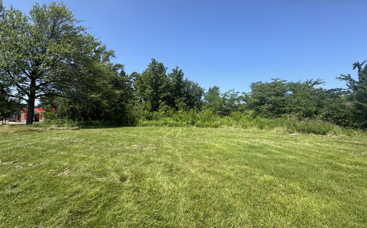 Pictures of Land property located at 228 E Lincoln Highway, Schererville, IN 46375 for sales - image #1