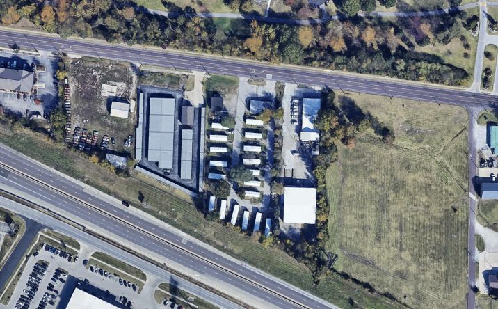 Pictures of Mobile Home Park property located at 1810 Business Loop 70 West, Columbia, MO 65202 for sales - image #1