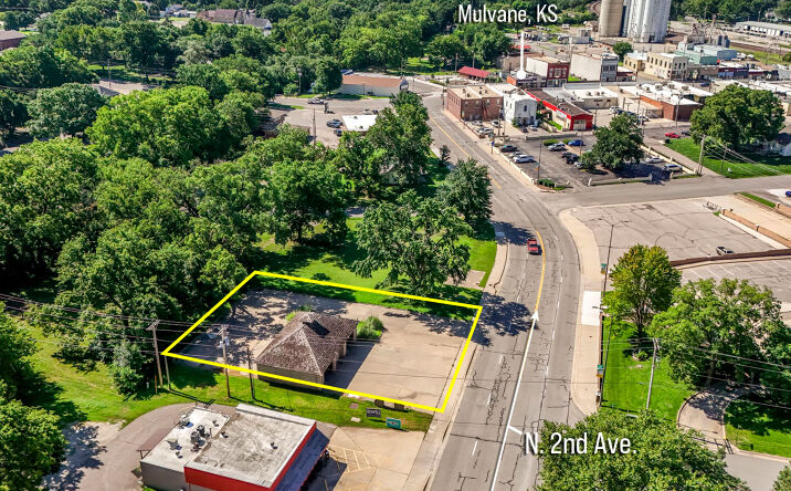 Pictures of Retail, Mixed Use, Special Purpose property located at 220 N SECOND AVE, MULVANE, KS 67110-1531 for sales - image #1