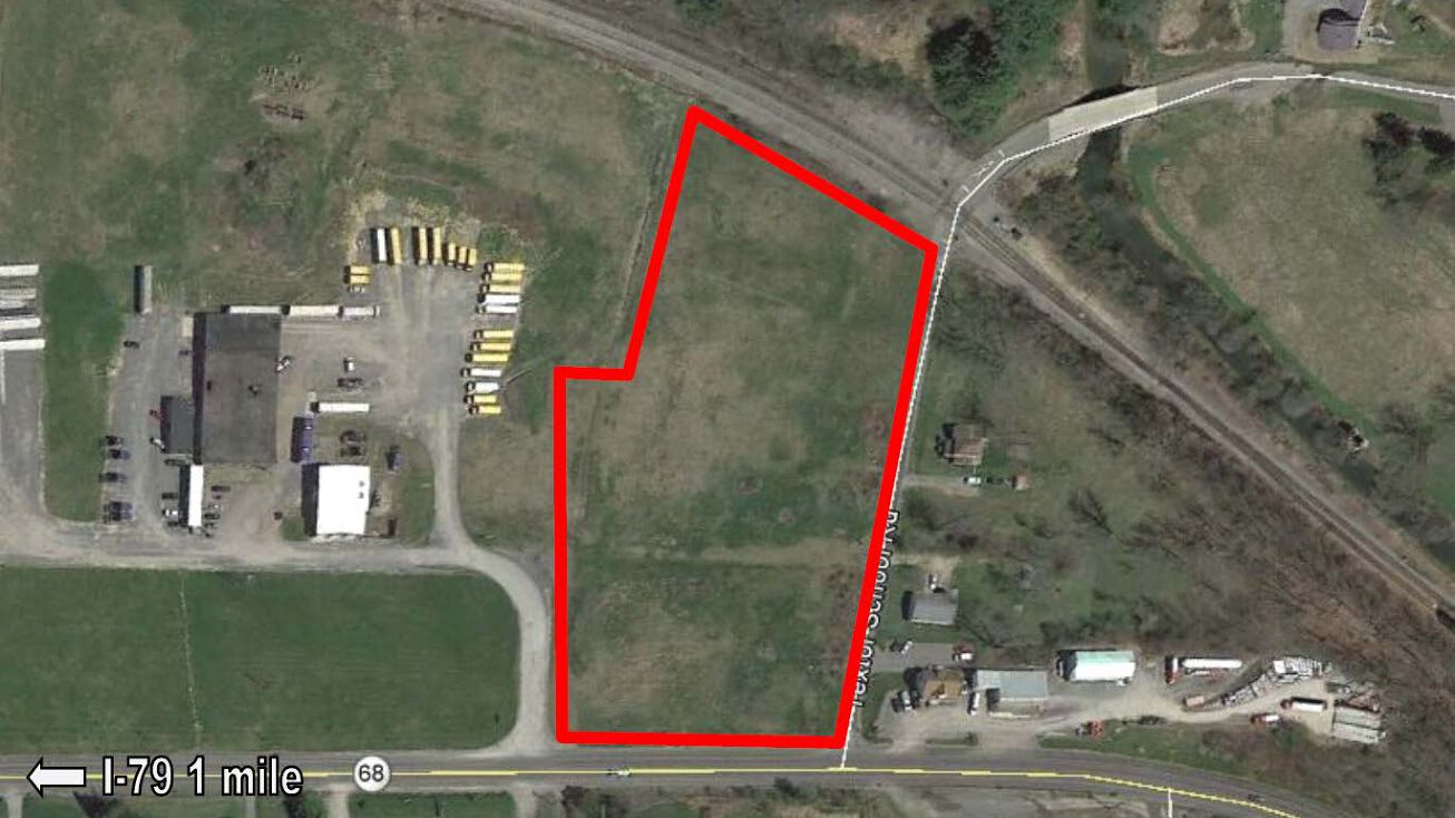 2320 Evans City Rd, Zelienople, PA 16063