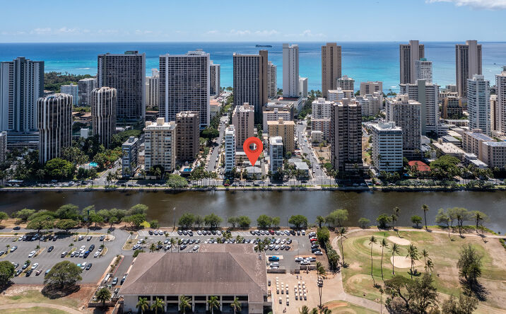 Pictures of Multifamily property located at 2517 Ala Wai Boulevard, Honolulu, HI 96815 for sales - image #1