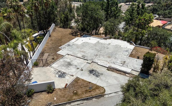Pictures of Land property located at 1230 Rubio Vista Rd, Altadena, CA 91001 for sales - image #1