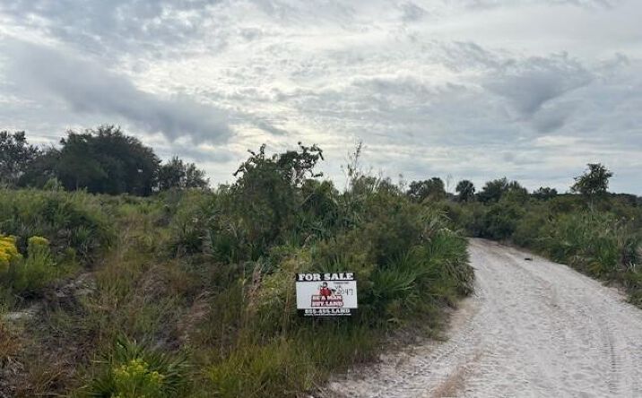 Pictures of Land property located at NW 304th St, Okeechobee, FL 34972 for sales - image #1