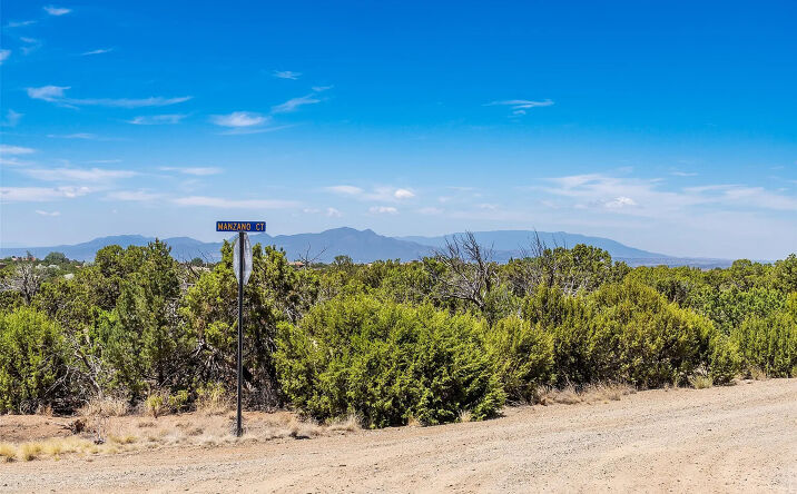 Pictures of Land property located at 1 Manzano Ct, Santa Fe, NM 87508 for sales - image #1