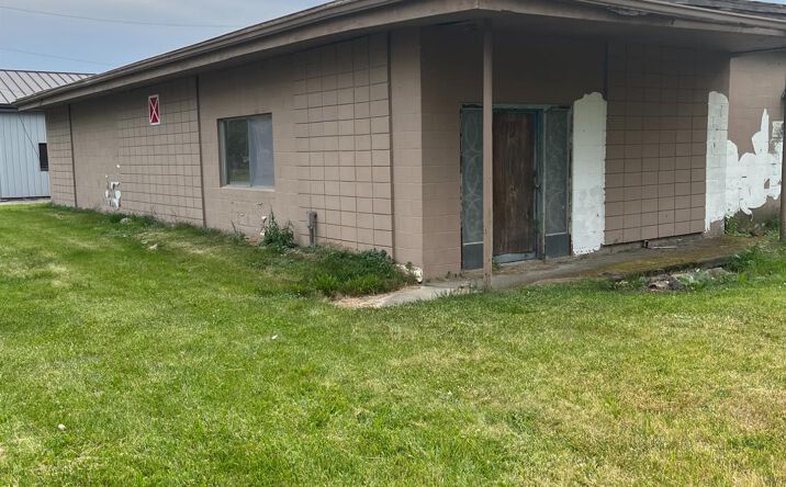 Pictures of Retail, Office, Industrial property located at 1020 North 5th Street, Fremont, OH 43420 for sales - image #1