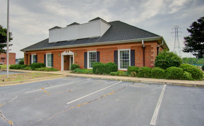 1053 S Pendleton St, Easley, SC 29642 | Crexi.com