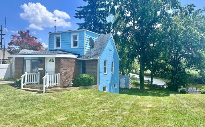 Pictures of Special Purpose property located at 2406 W Monroe Street, Sandusky, OH 44870 for sales - image #1
