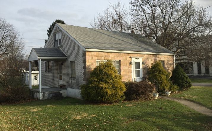 Pictures of Office property located at 1051 S Cedar Crest Blvd, Allentown, PA 18103 for comps - image #1