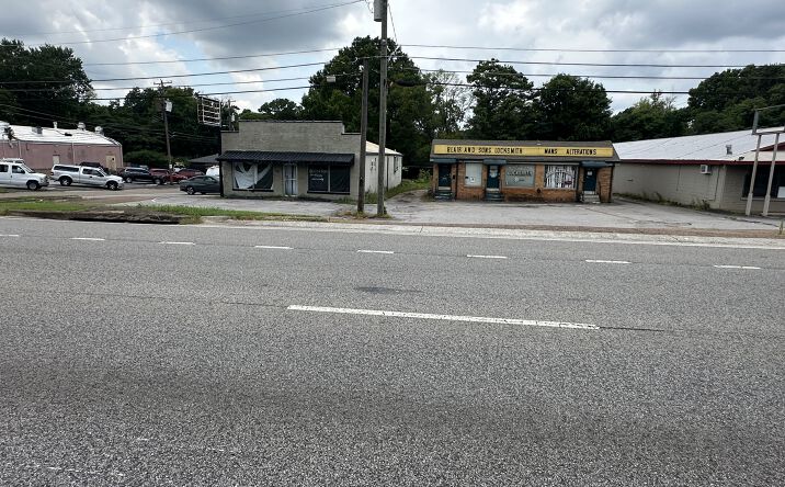 Pictures of Retail, Office, Mixed Use property located at 301 JORDAN LN SW, HUNTSVILLE, AL 35805 for sales - image #1