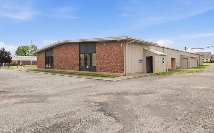 Pictures of Office, Industrial property located at 6614 Lincoln Avenue, Lockport, NY 14094 for sales - image #1