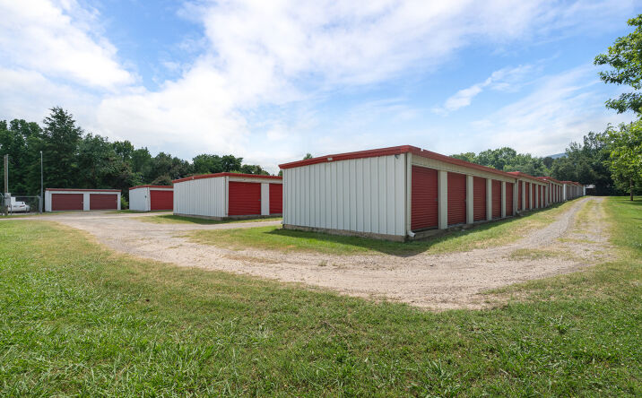 Pictures of Self Storage property located at 2113 North Broadway Street, Poteau, OK 74953, 105 Coggains Avenue, Poteau, OK 74953 for sales - image #1