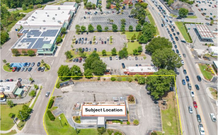 Pictures of Retail property located at 10005 DORCHESTER RD, SUMMERVILLE, SC 29485-8555 for sales - image #1