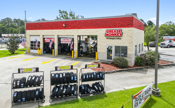 Pictures of Retail property located at , , , , , , for sales - image #1