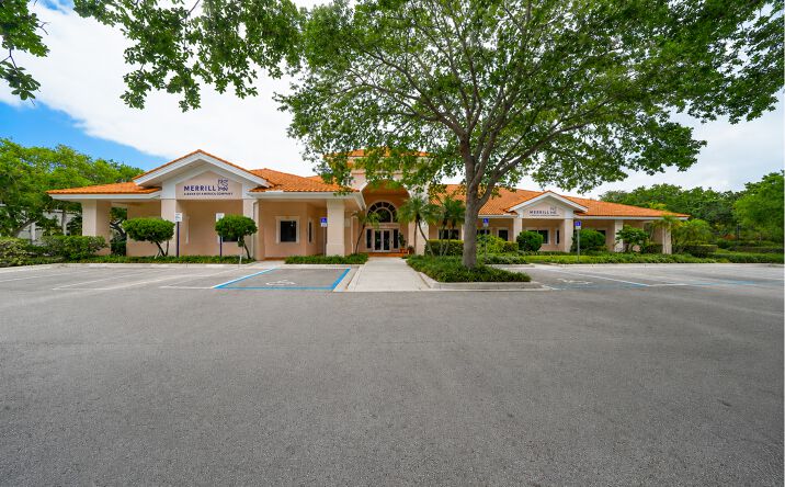 Pictures of Office property located at 2301 SE Monterey Rd, Stuart, FL 34996 for sales - image #1