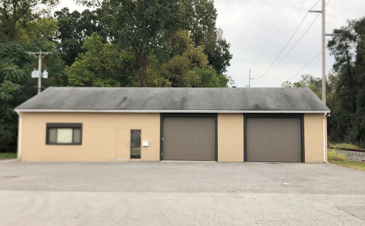 Pictures of Industrial, Retail property located at 6555 Convent Boulevard, Sylvania, OH 43560 for comps - image #1