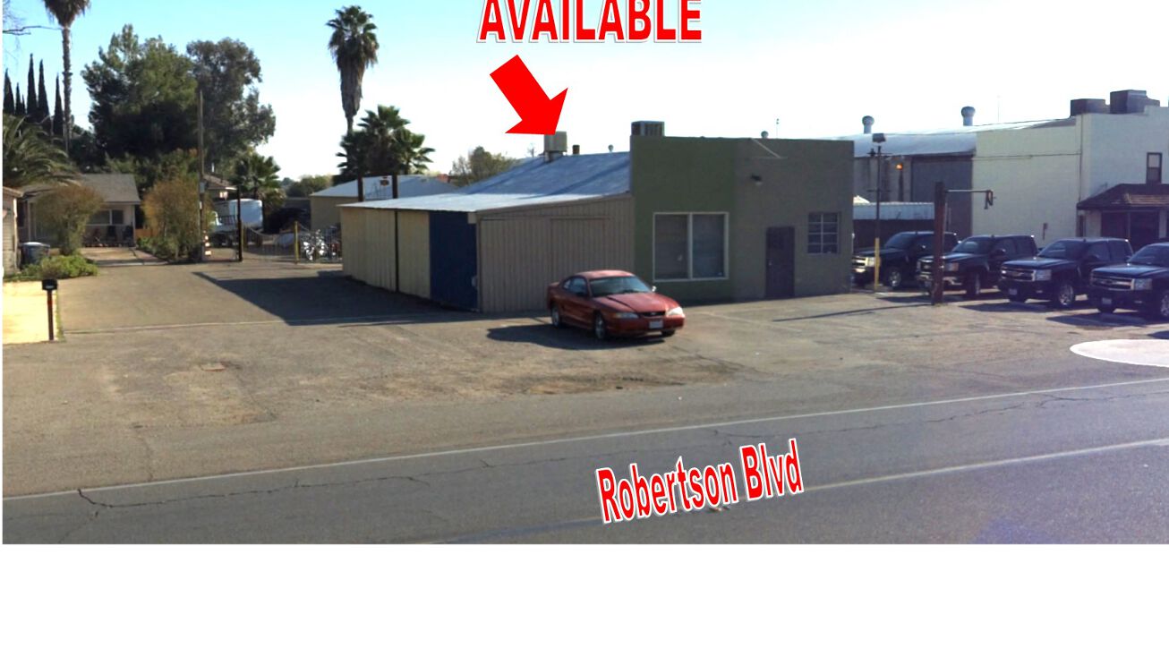 24727 Robertson Blvd, Chowchilla, CA 93610