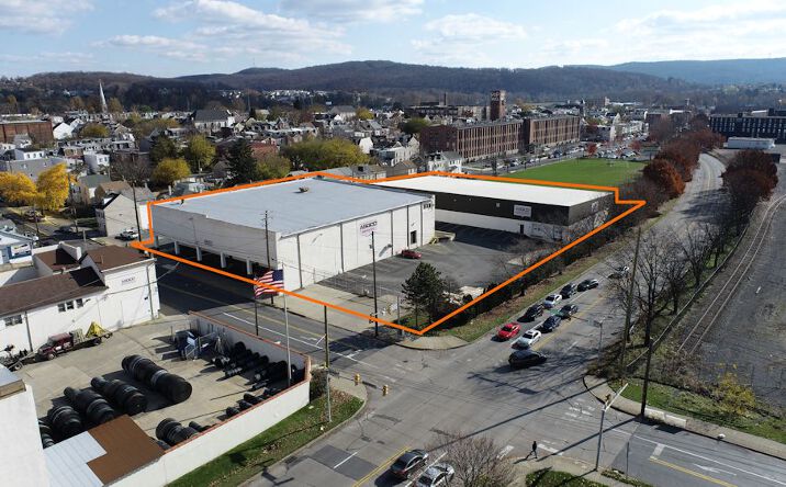 Pictures of Industrial property located at 318 W Gordon St, Allentown, PA 18102 for sales - image #1