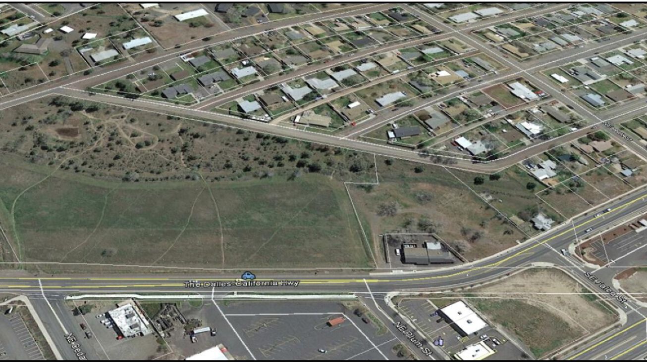 401 NE 6th St, Madras, OR 97741