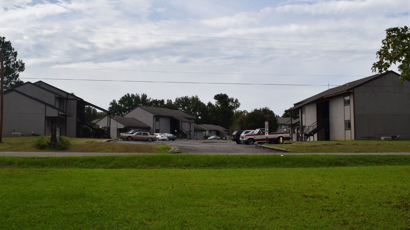 401 N Cumberland Avenue, Russellville, AR 72801