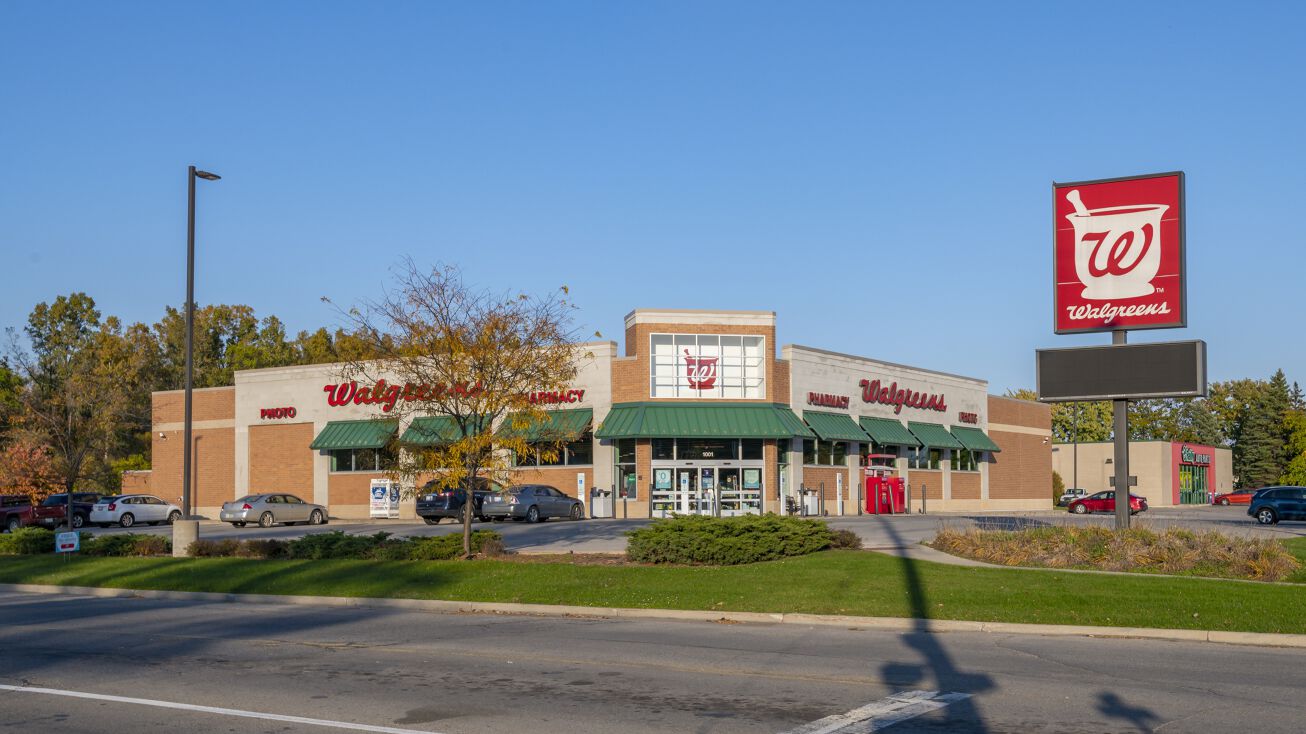 1001 E M21, Owosso, MI 48867