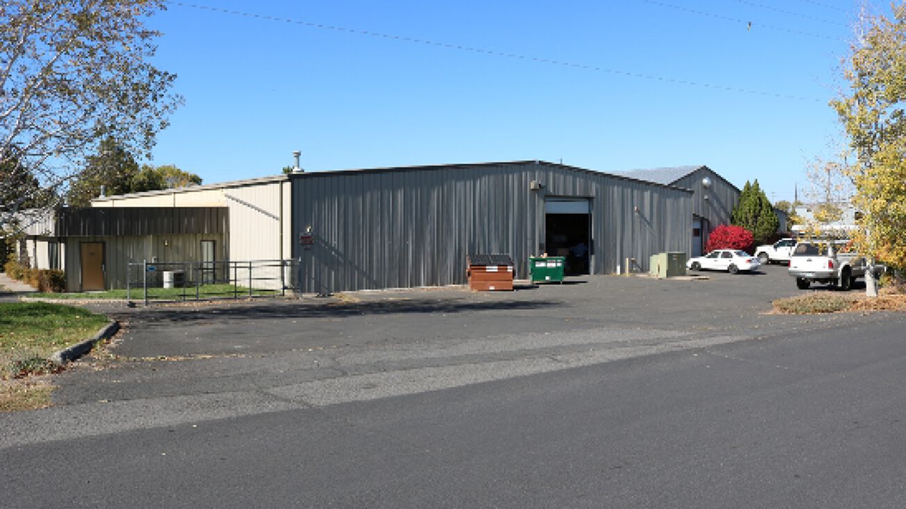 1001 SE 1st Street, Redmond, OR 97756 Industrial Property for Sale
