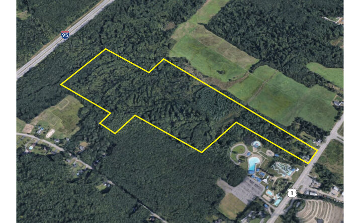 Pictures of Land property located at 986 Portland Rd, Saco, ME 04072 for comps - image #1