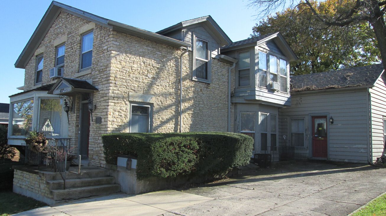 422 W State St, Geneva, IL 60134 Retail Property for Sale Historic