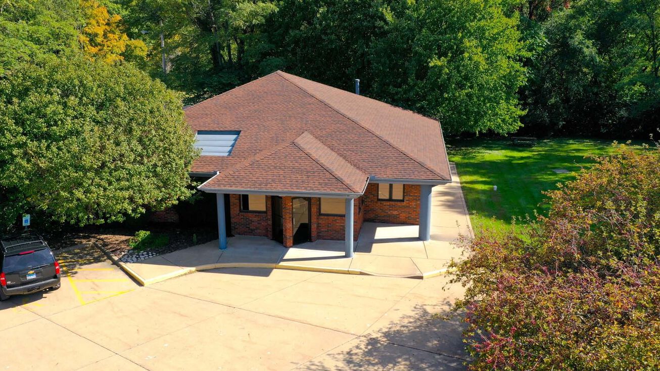 632 S. Main Street, Creve Coeur, IL 61610