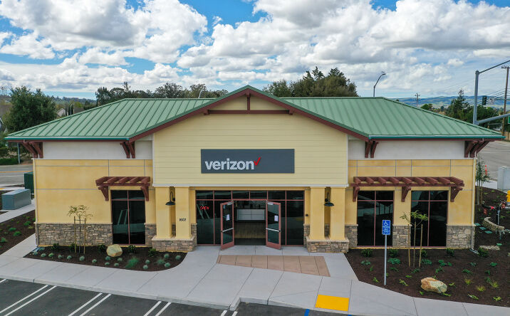 Pictures of Retail, Office property located at 1602 E Clark Ave, Orcutt, CA 93455 for comps - image #1