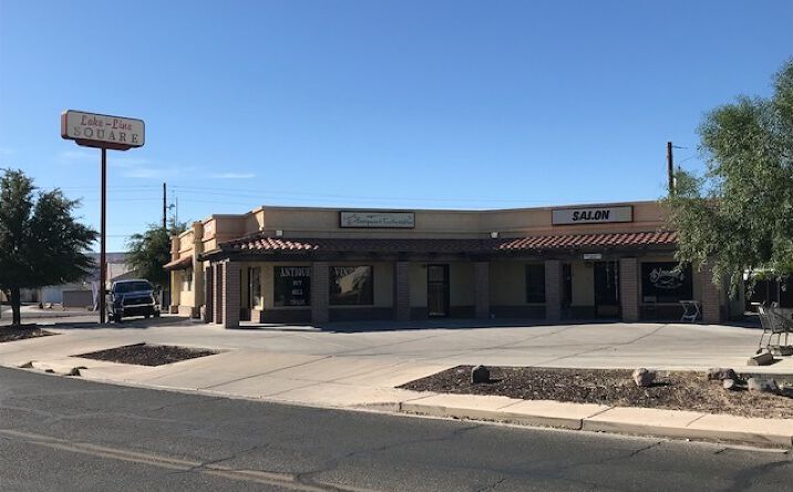 Pictures of Land, Retail property located at 1660 Lakeside Dr, Bullhead City, AZ 86442 for comps - image #1