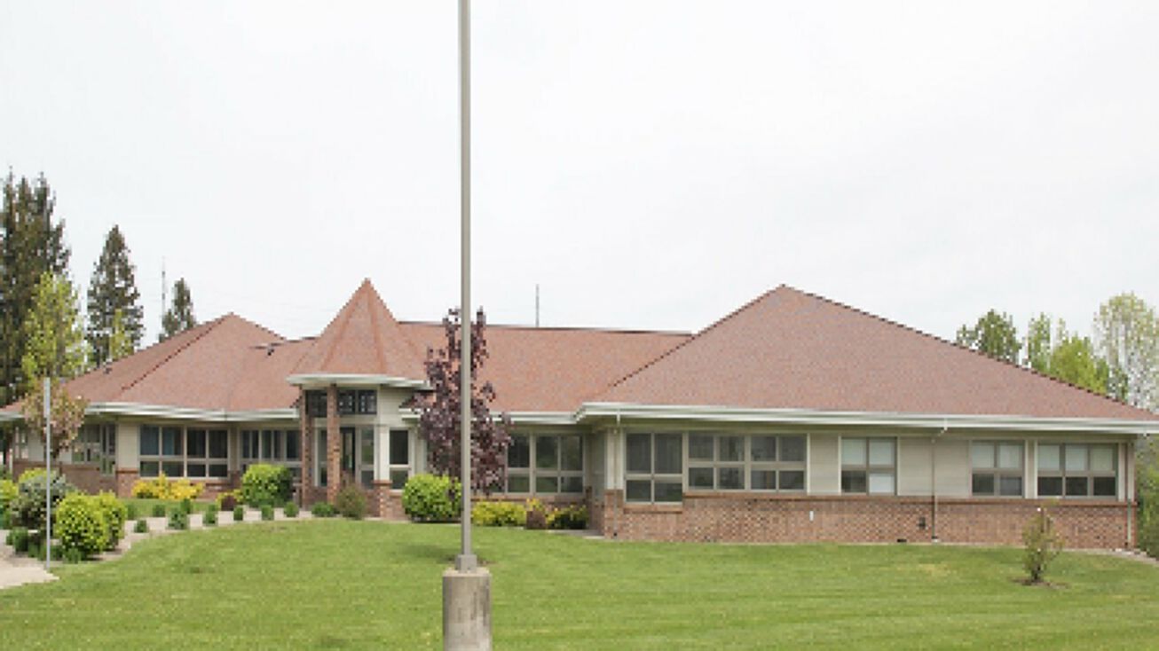 Pictures of Office property located at 44234427 Old Ridge Rd