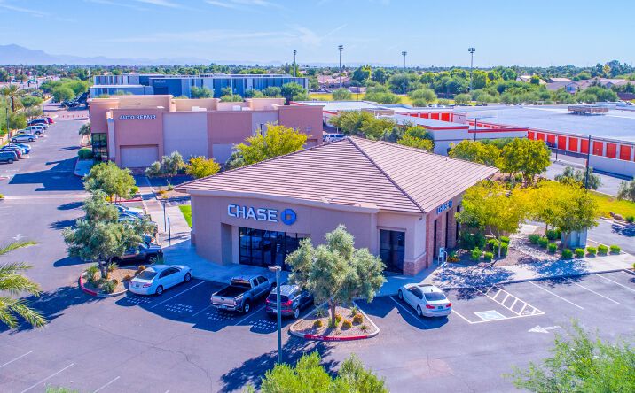 Pictures of Retail, Office property located at 1565 N Greenfield Rd, Gilbert, AZ 85234 for comps - image #1