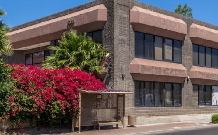 Pictures of Office property located at 5336 N 19th Ave, Phoenix, AZ 85015 for comps - image #1