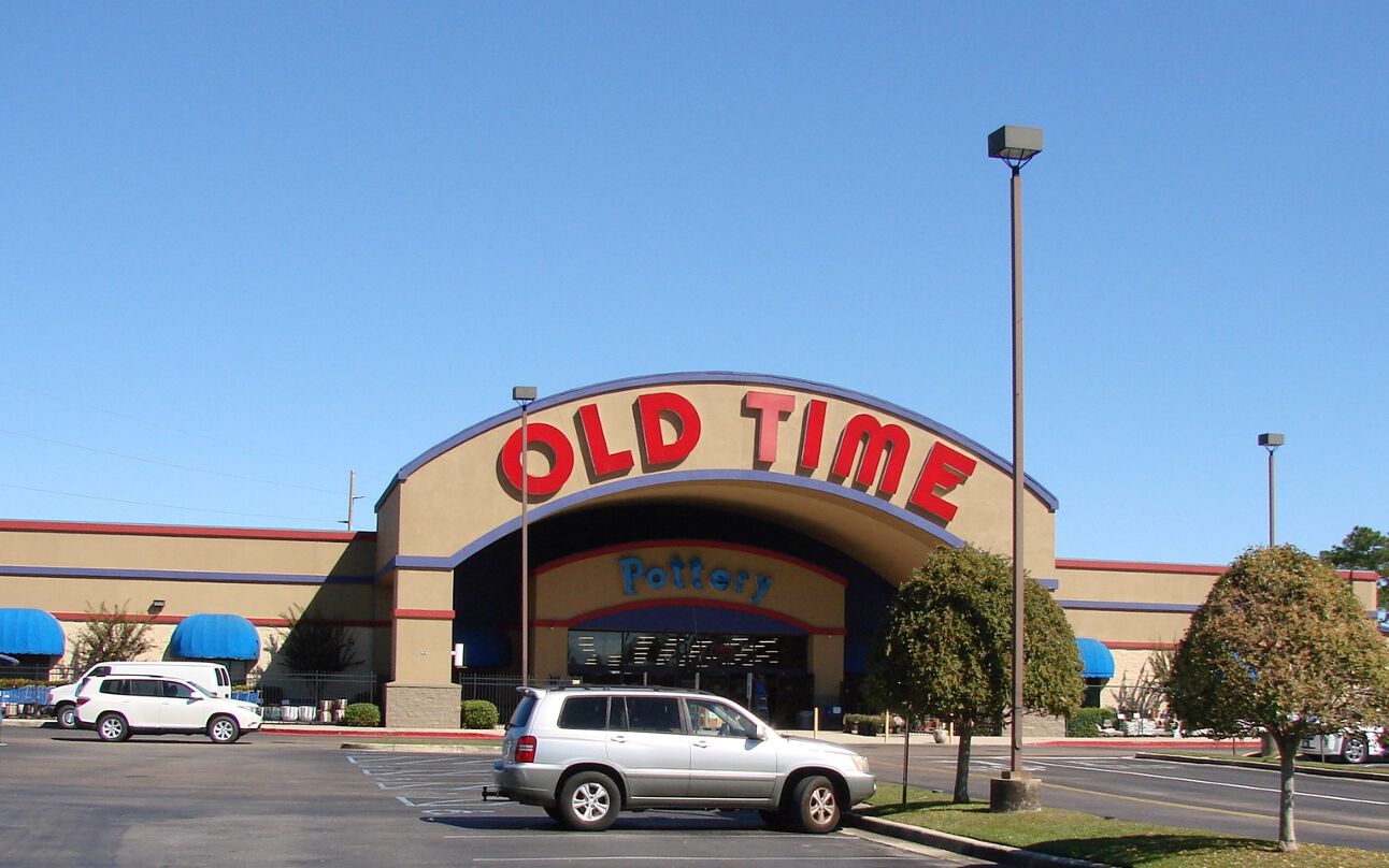 AL59, Foley, AL 36535 Retail Property for Sale Old Time Pottery