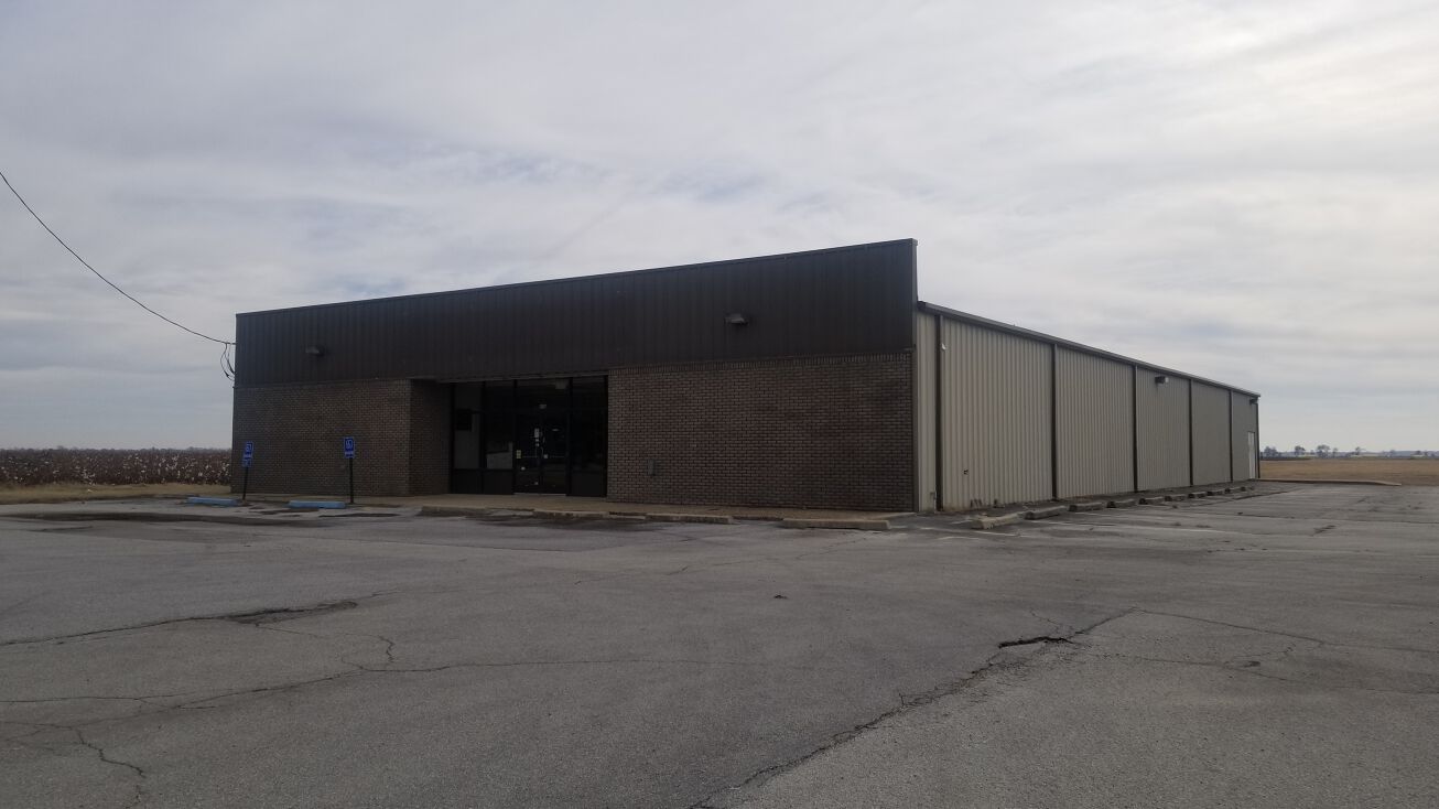 406 E State St, Caraway, AR 72419 Retail Property for Sale Former