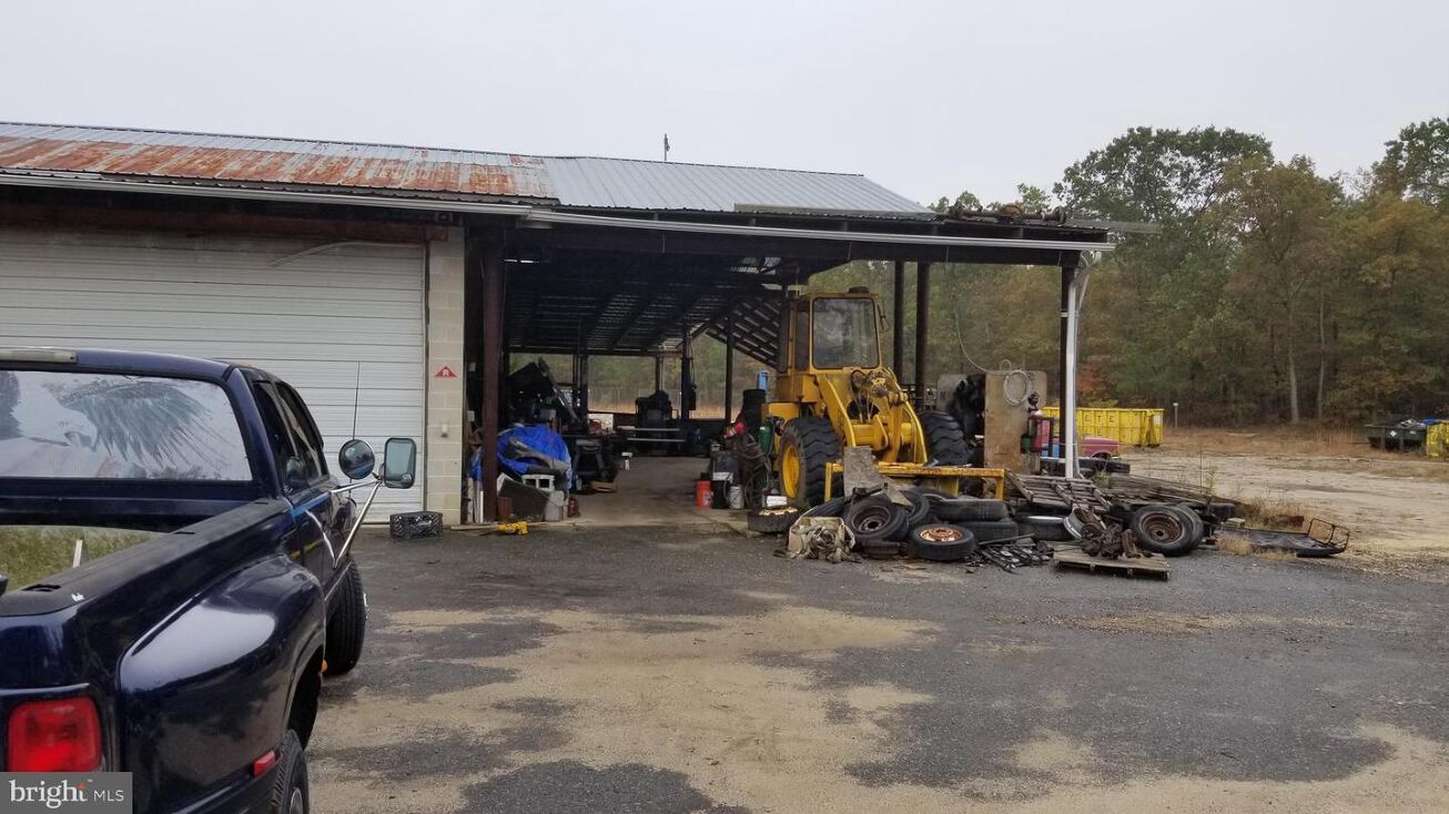 282 E Piney Hollow Rd, Monroe, NJ 08094 Industrial Property for Sale