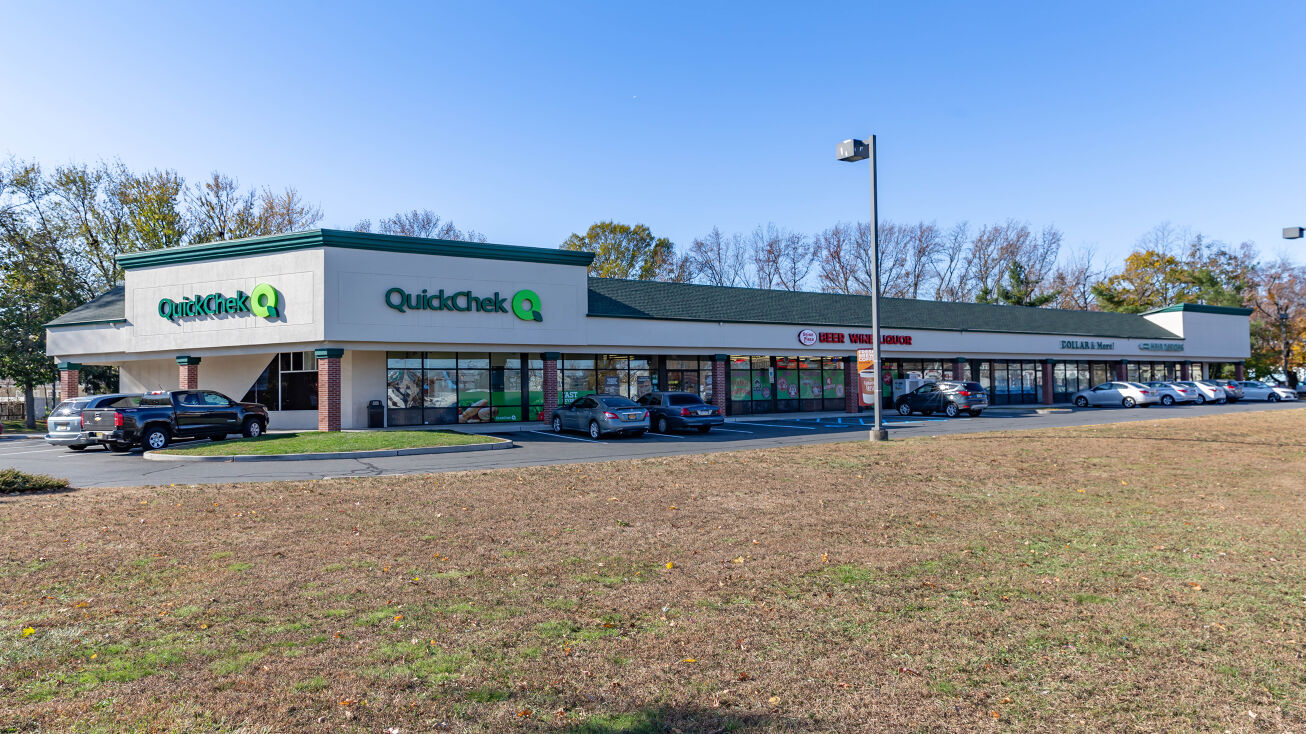 1602 Union Ave, Hazlet, NJ 07730