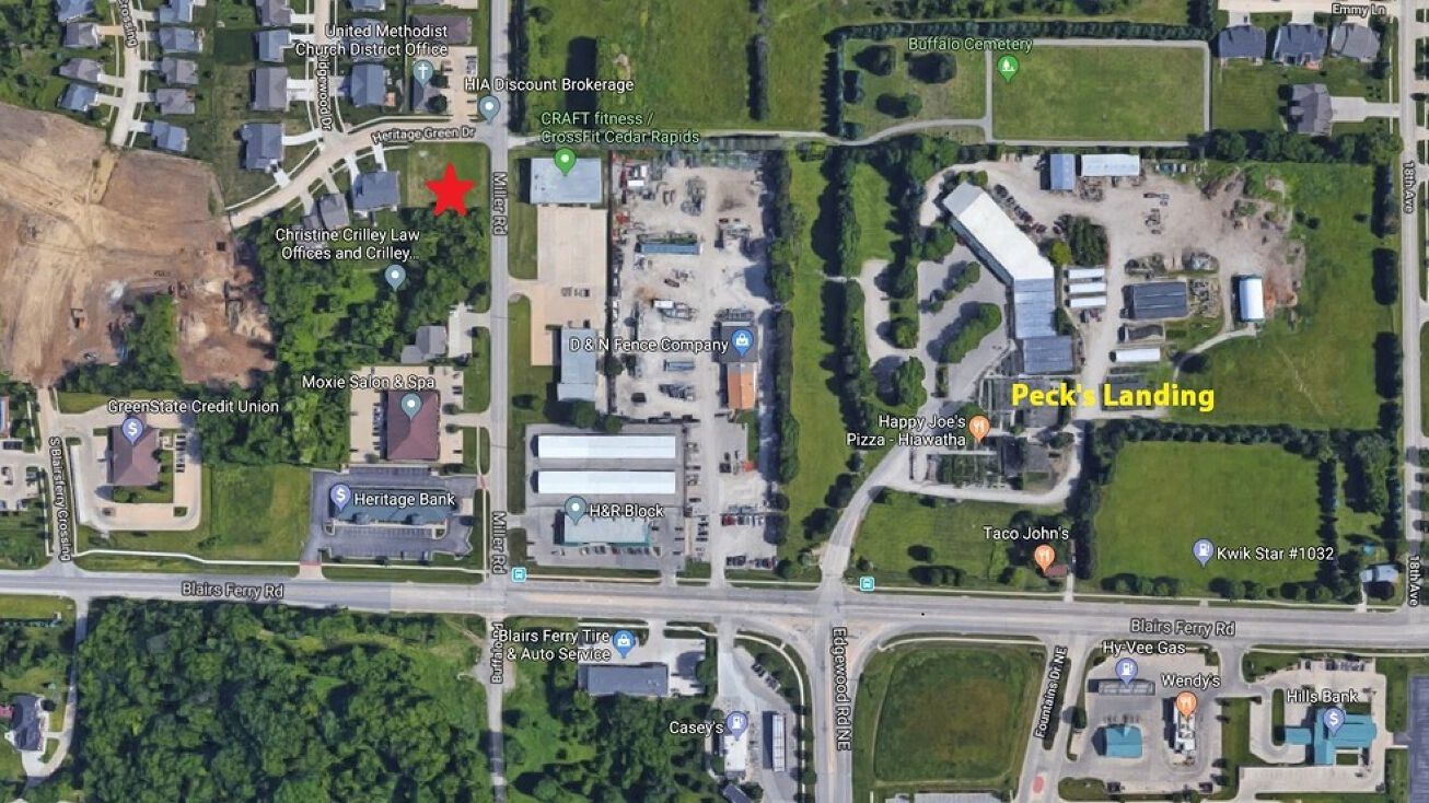 Miller Road, Hiawatha, IA 52233